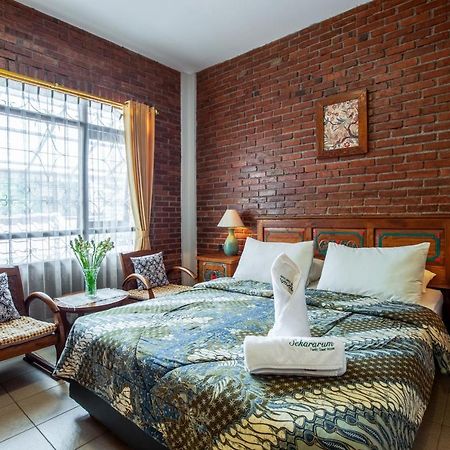 Sekararum Butik Syariah Guesthouse Bandung Eksteriør billede