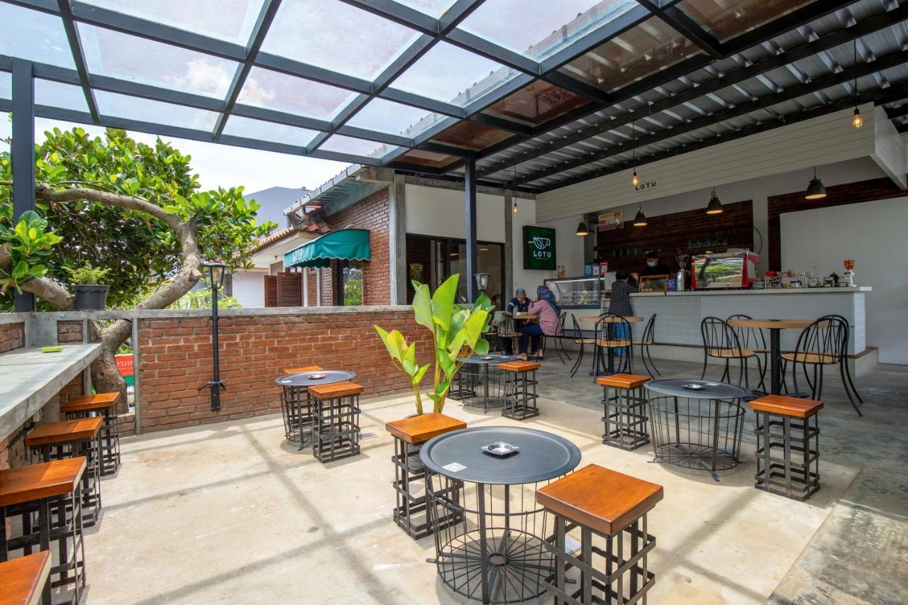 Sekararum Butik Syariah Guesthouse Bandung Eksteriør billede
